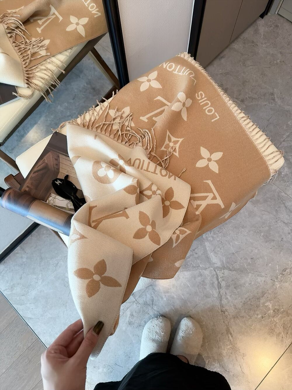 Écharpe LV Essential