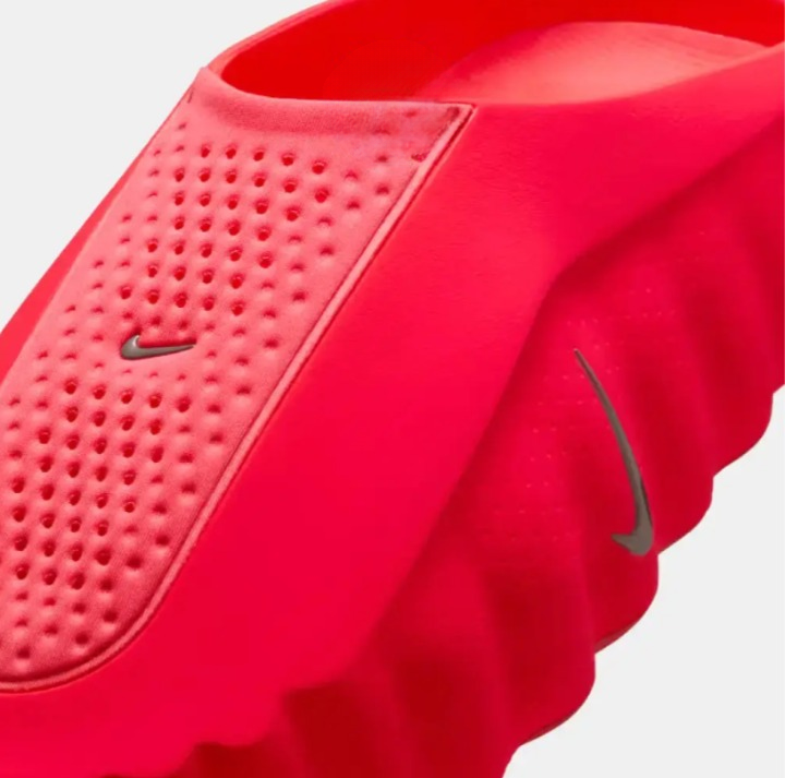 Nike Mind 001 Solar Red