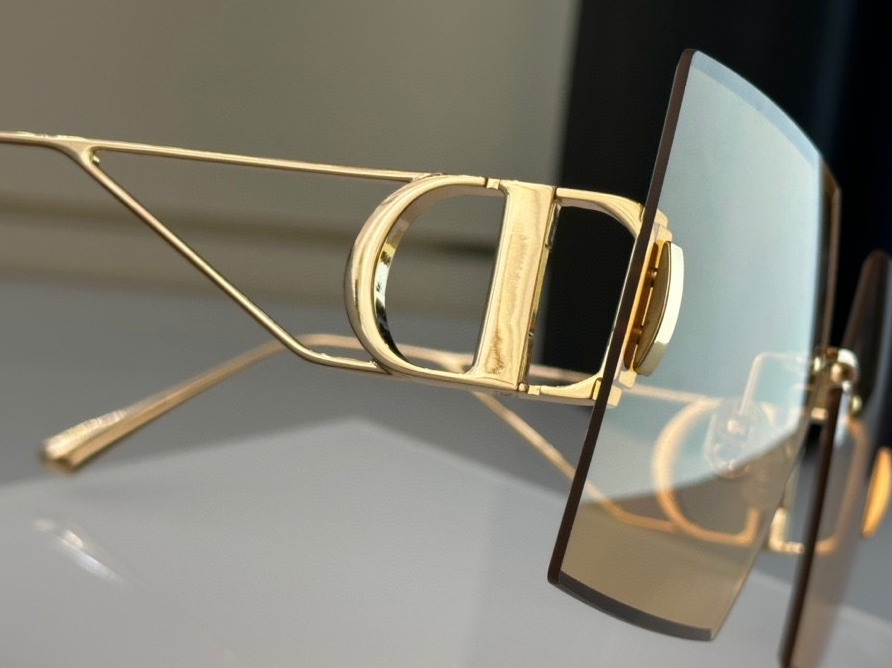 Lunettes de soleil Dior