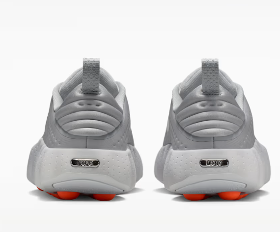 Nike Mind 002