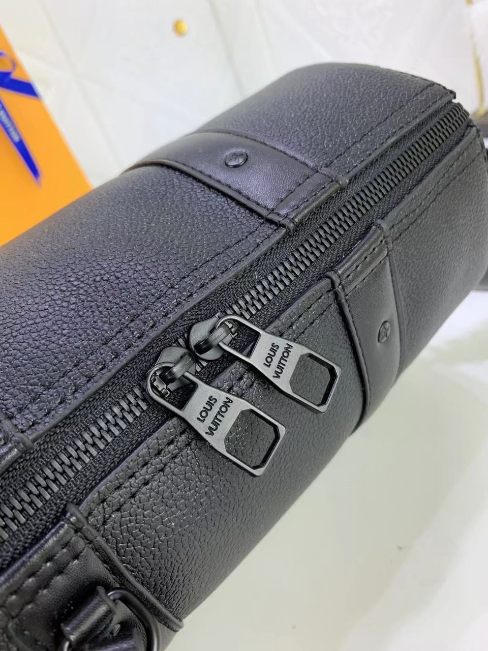 Sacoche Louis Vuitton Homme