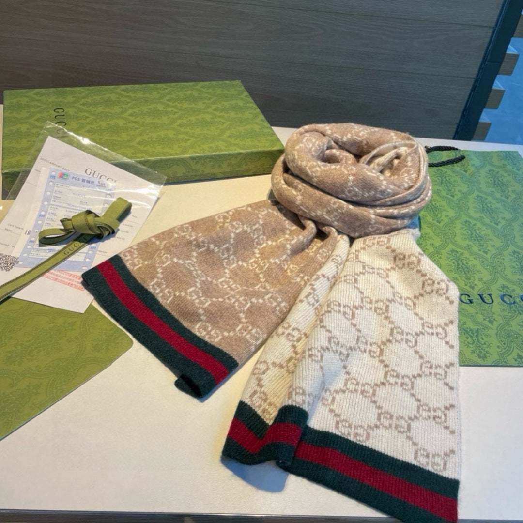 Écharpe en laine Gucci