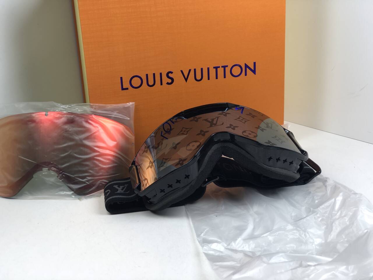 Masque LV Snow Gradient