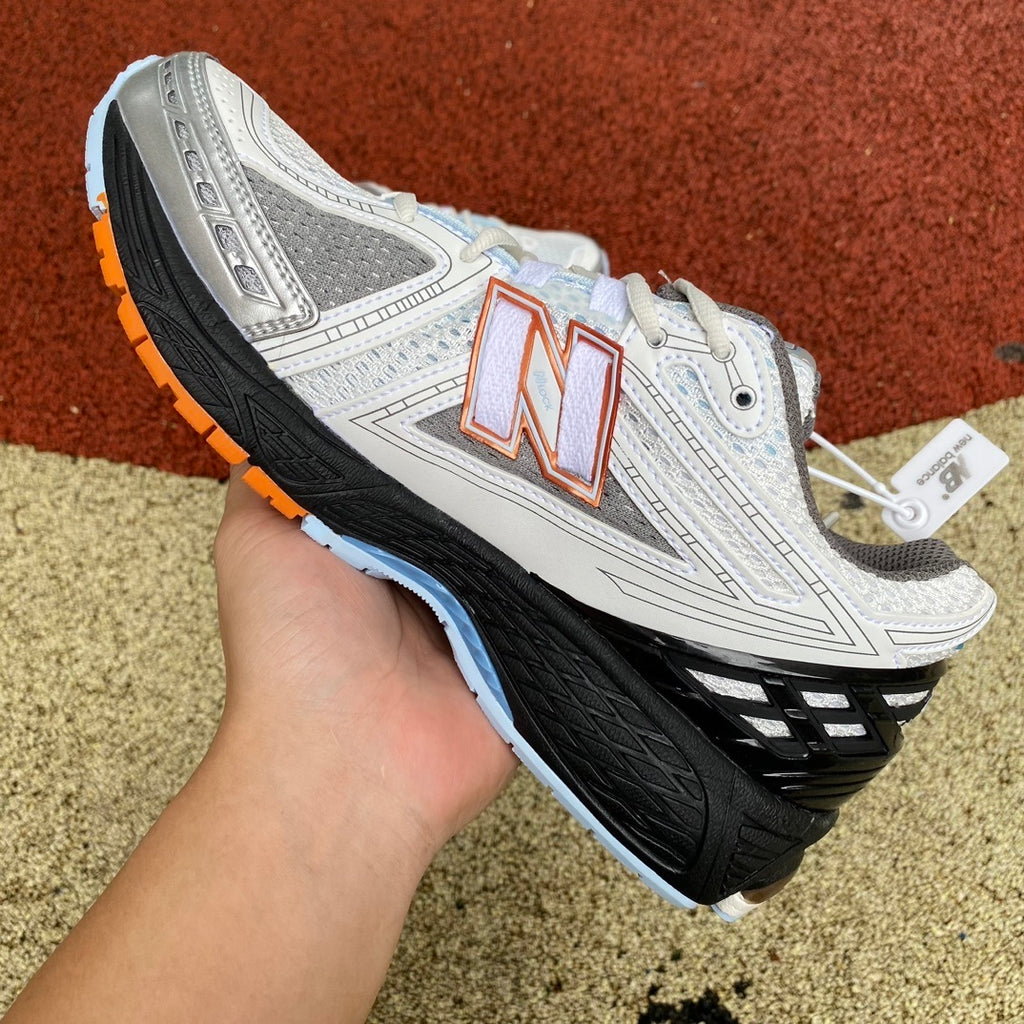 New Balance 1906