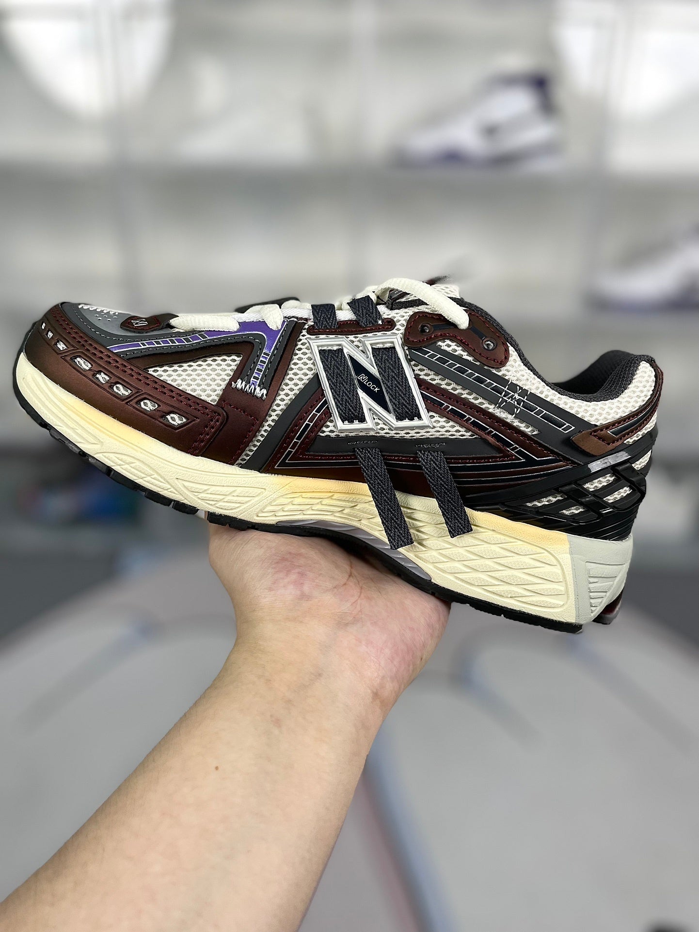 New Balance 1906