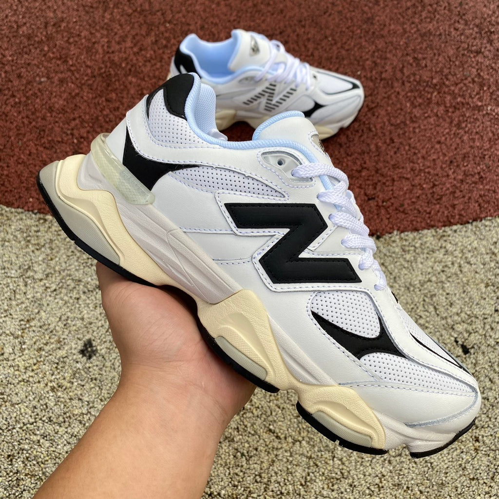 New Balance 9060 White/ Black inside
