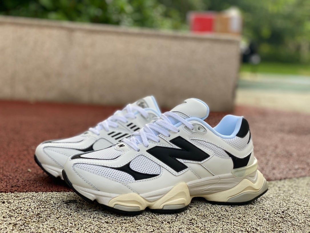 New Balance 9060 White/ Black inside