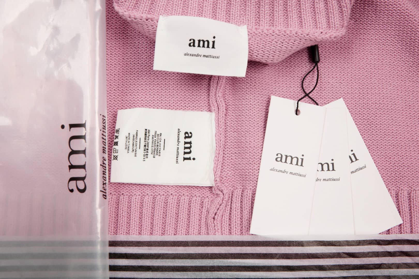 Pull Col Rond Ami Rose en laine