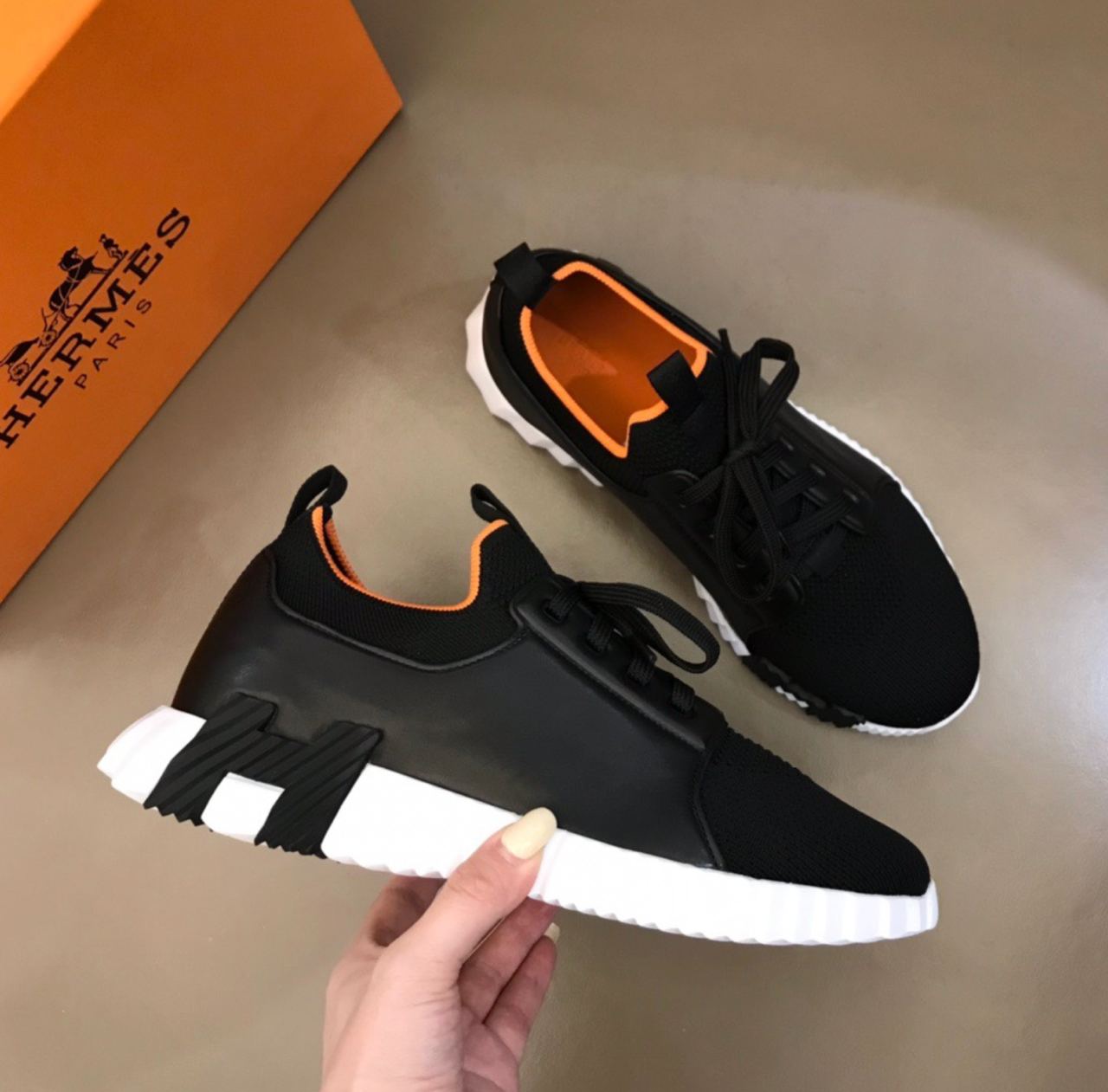 Sneakers Hermes  | 3 Couleurs Disponibles
