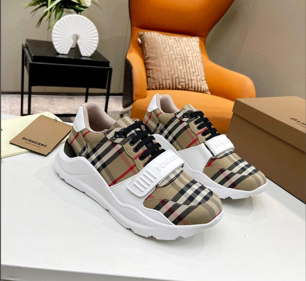 Sneakers Femme Burberry | 3 Couleurs disponibles