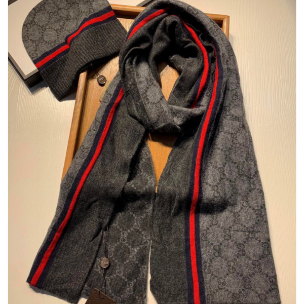 Bonnet + Écharpe Gucci