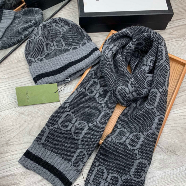 Bonnet + Écharpe Gucci