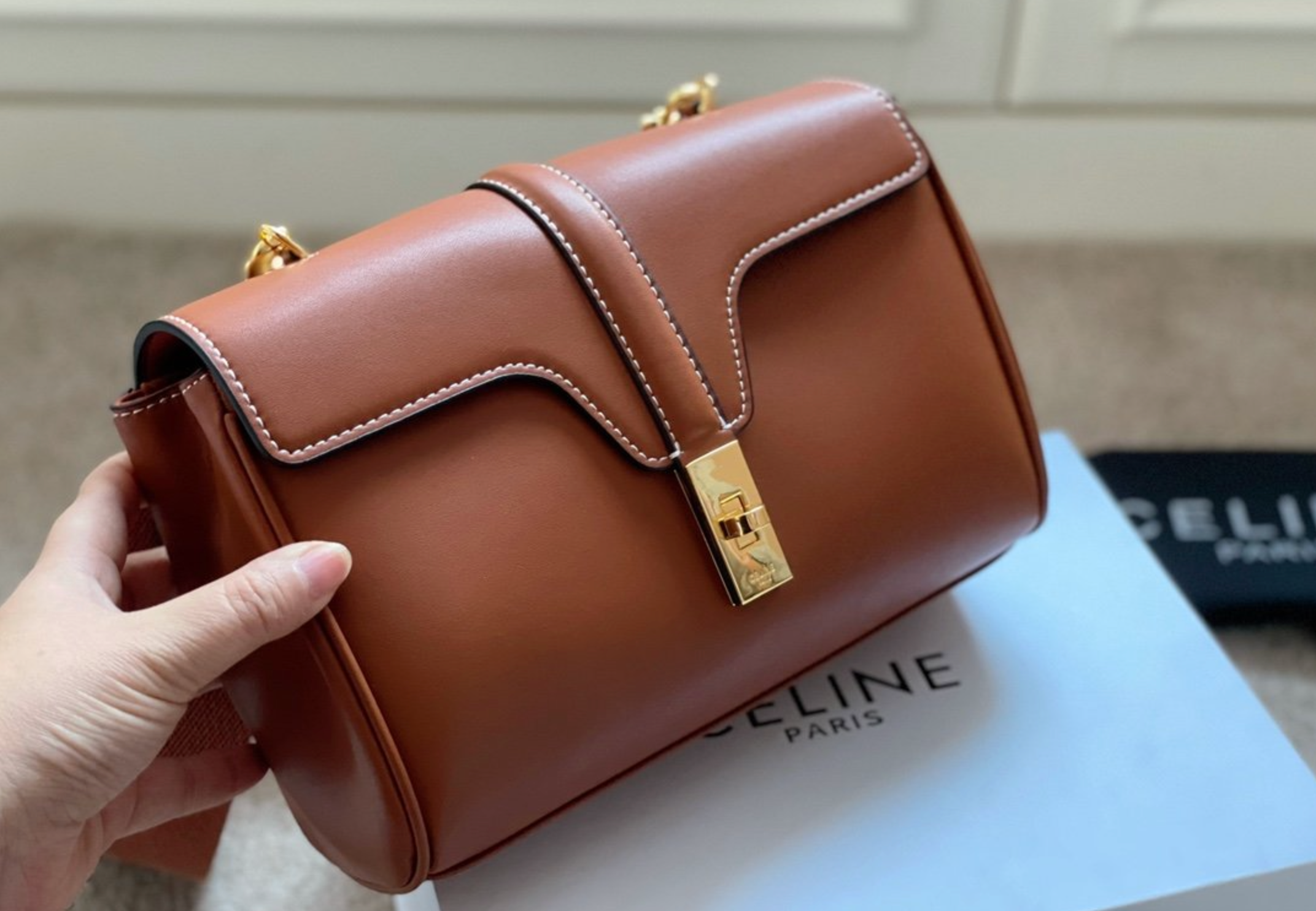 Sac bandoulière Céline "Soft 16"