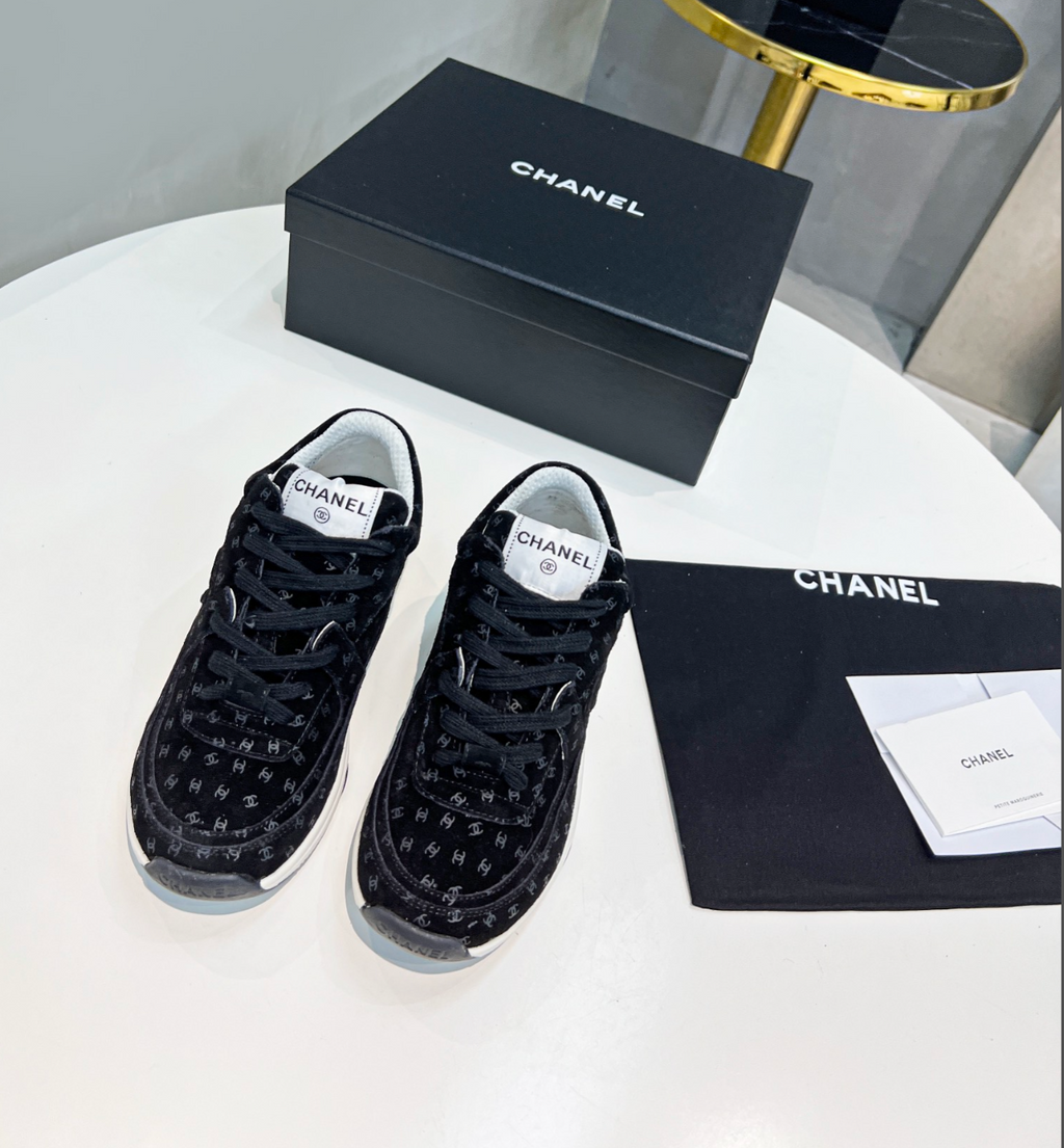Sneakers Chanel