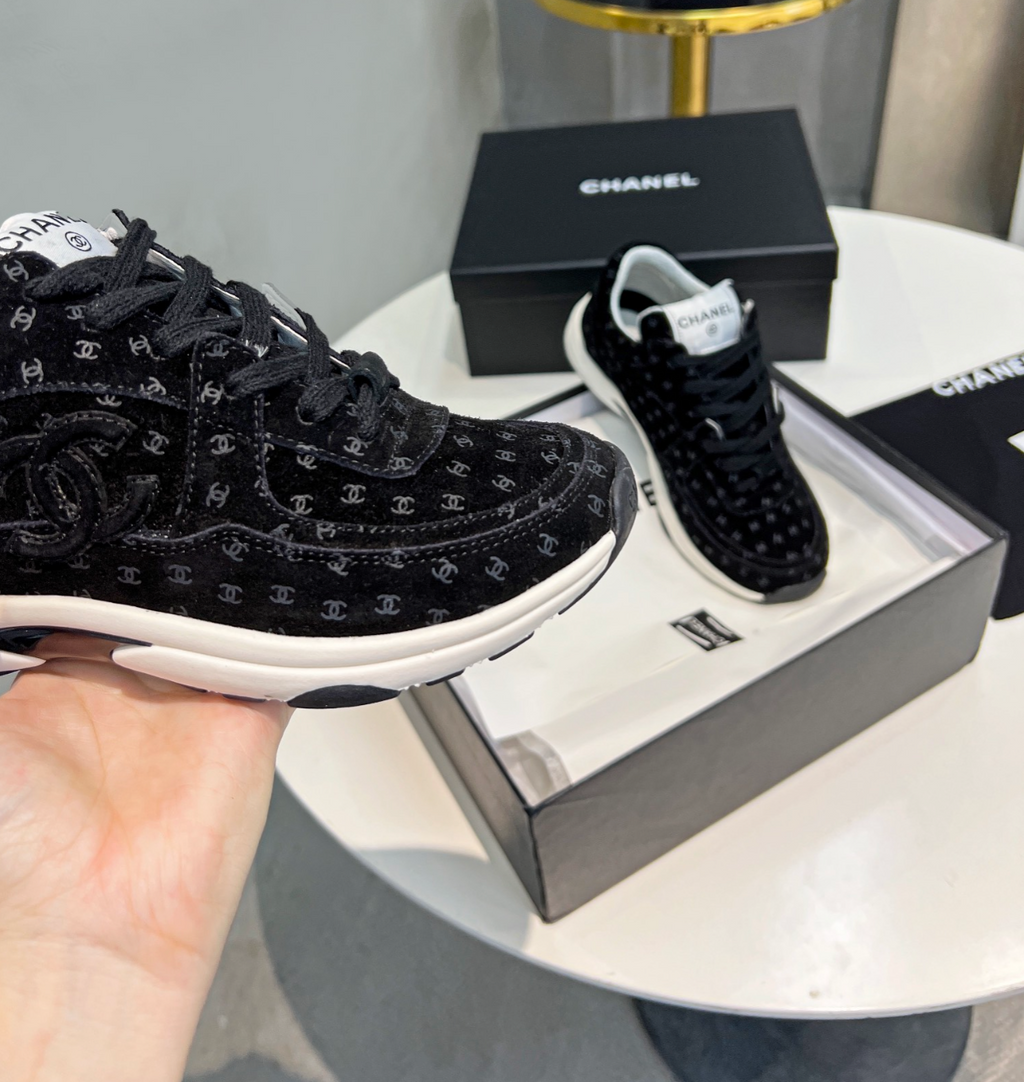 Sneakers Chanel