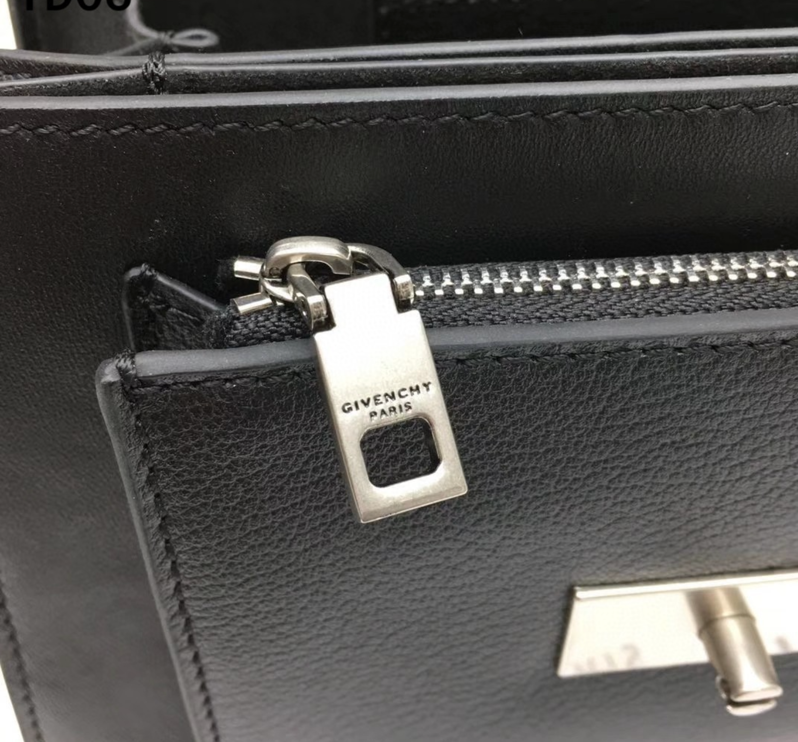 Sac Givenchy 22cm