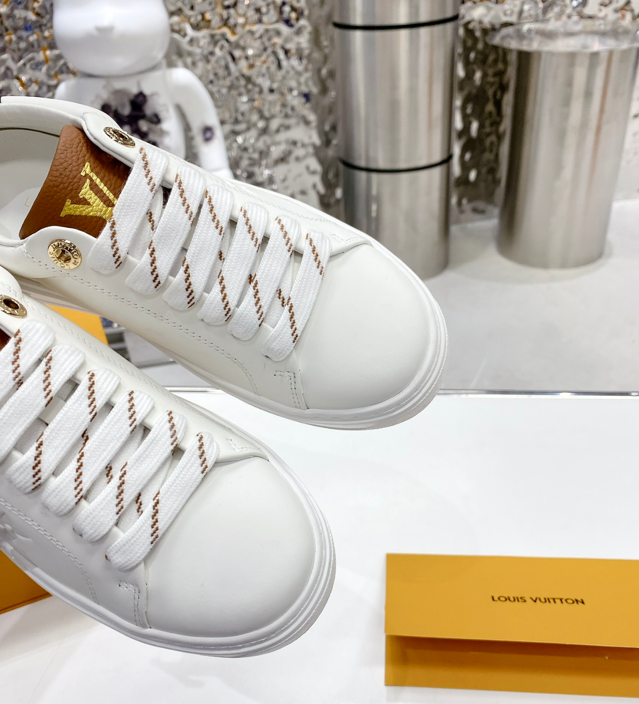 Sneakers LV Time out (Femme)