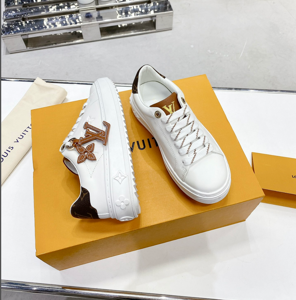 Sneakers LV Time out (Femme)