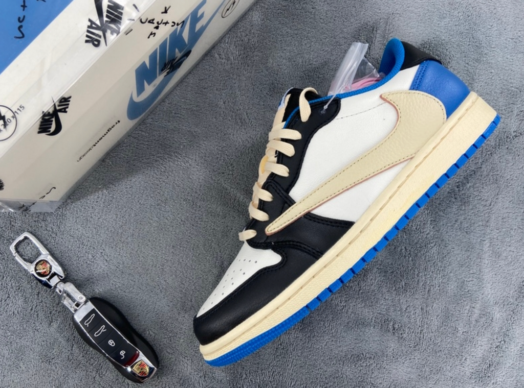Nike air jordan 1 Low OG SP x Travis Scott