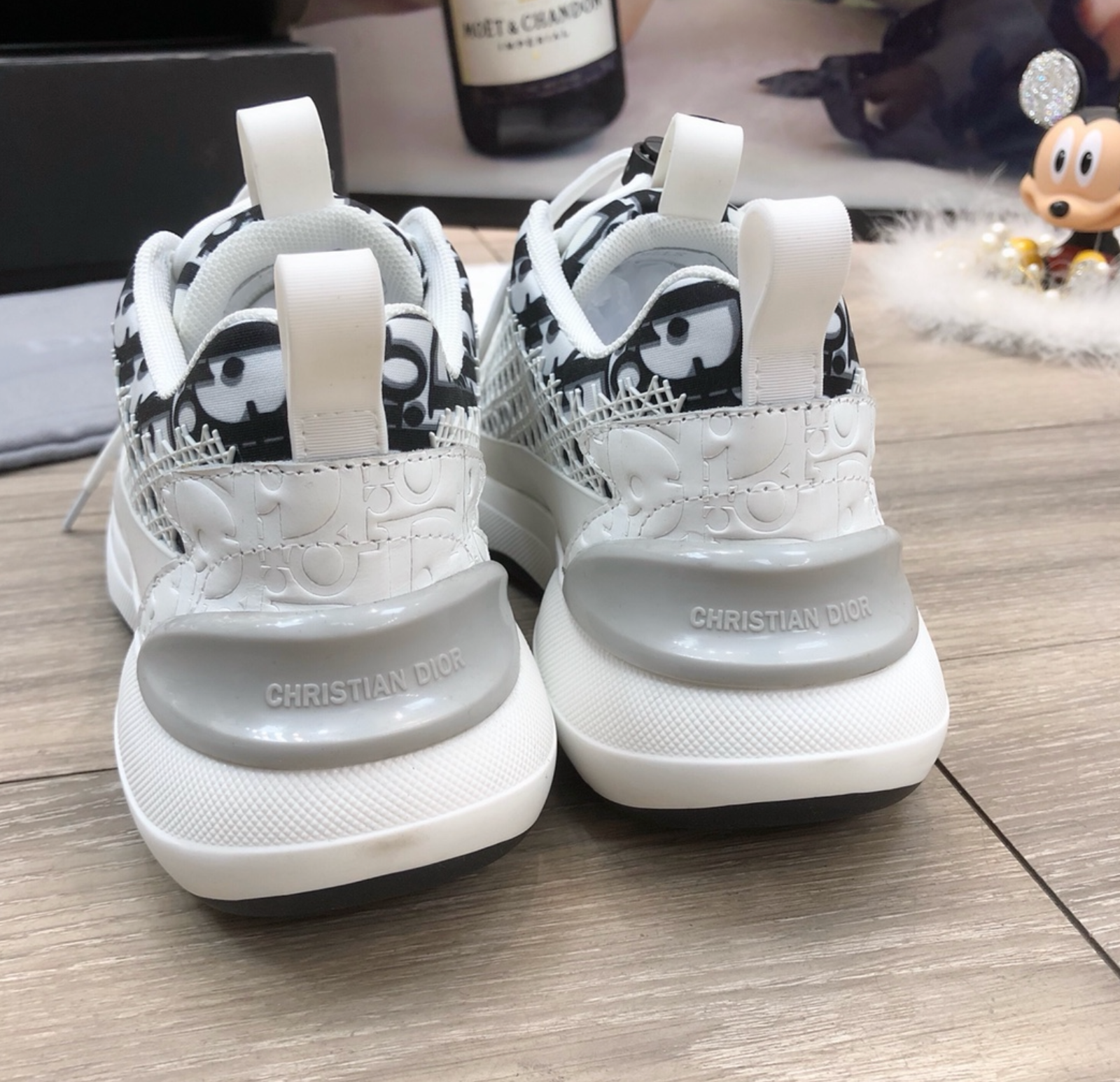 Sneakers Dior B24