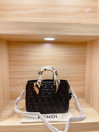 Sac Fendi (30CM) TR-9678