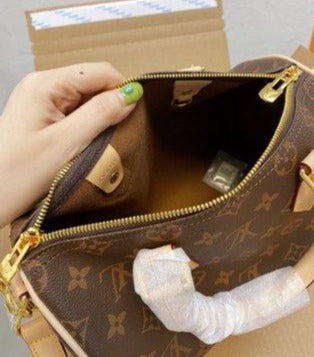 Sac Nano 25cm Louis Vuitton