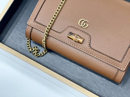 Sac Gucci Diana 22cm