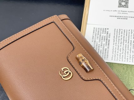 Sac Gucci Diana 22cm