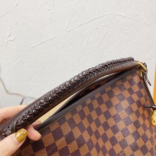 Louis Vuitton Artsy