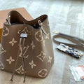 Louis Vuitton BOLSO NÉONOÉ MM 26cm