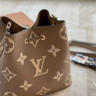 Louis Vuitton BOLSO NÉONOÉ MM 26cm