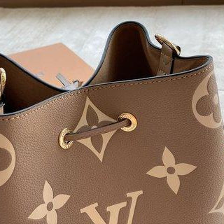 Louis Vuitton BOLSO NÉONOÉ MM 26cm
