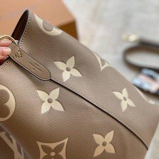 Louis Vuitton BOLSO NÉONOÉ MM 26cm