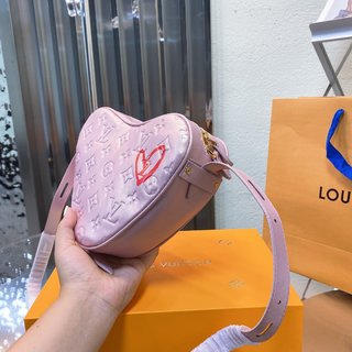 Louis Vuitton Fall in love 20cm