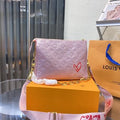 Louis Vuitton FALL IN LOVE 26CM