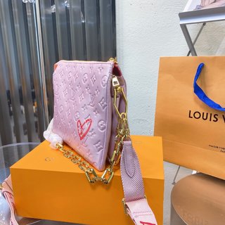 Louis Vuitton FALL IN LOVE 26CM