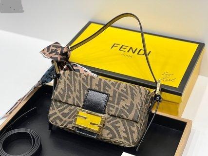 Sac Fendi Baguette 1997