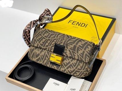 Sac Fendi Baguette 1997