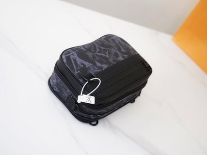 Sacoche Messenger Louis Vuitton