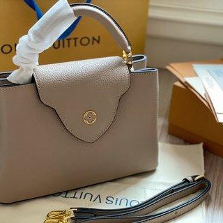 Louis Vuitton Capucines BB