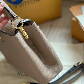 Louis Vuitton Capucines BB