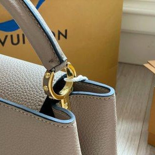 Louis Vuitton Capucines BB