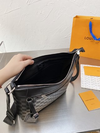 Sacoche Louis Vuitton Messenger