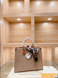 Louis Vuitton Onthego MM