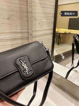 Sac Yves Saint Laurent 28cm