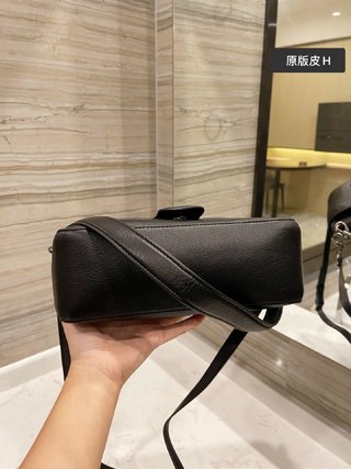 Sac Yves Saint Laurent 28cm