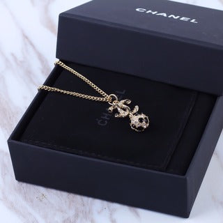 Collier Chanel ( 2 Modèles)