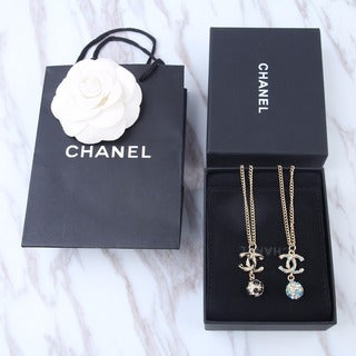 Collier Chanel ( 2 Modèles)